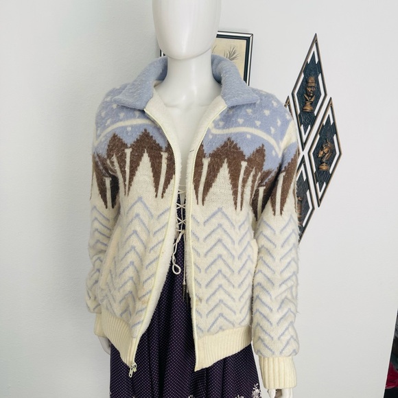 Vintage Woolrich Blue and Brown Wool Sweater - Picture 2 of 7